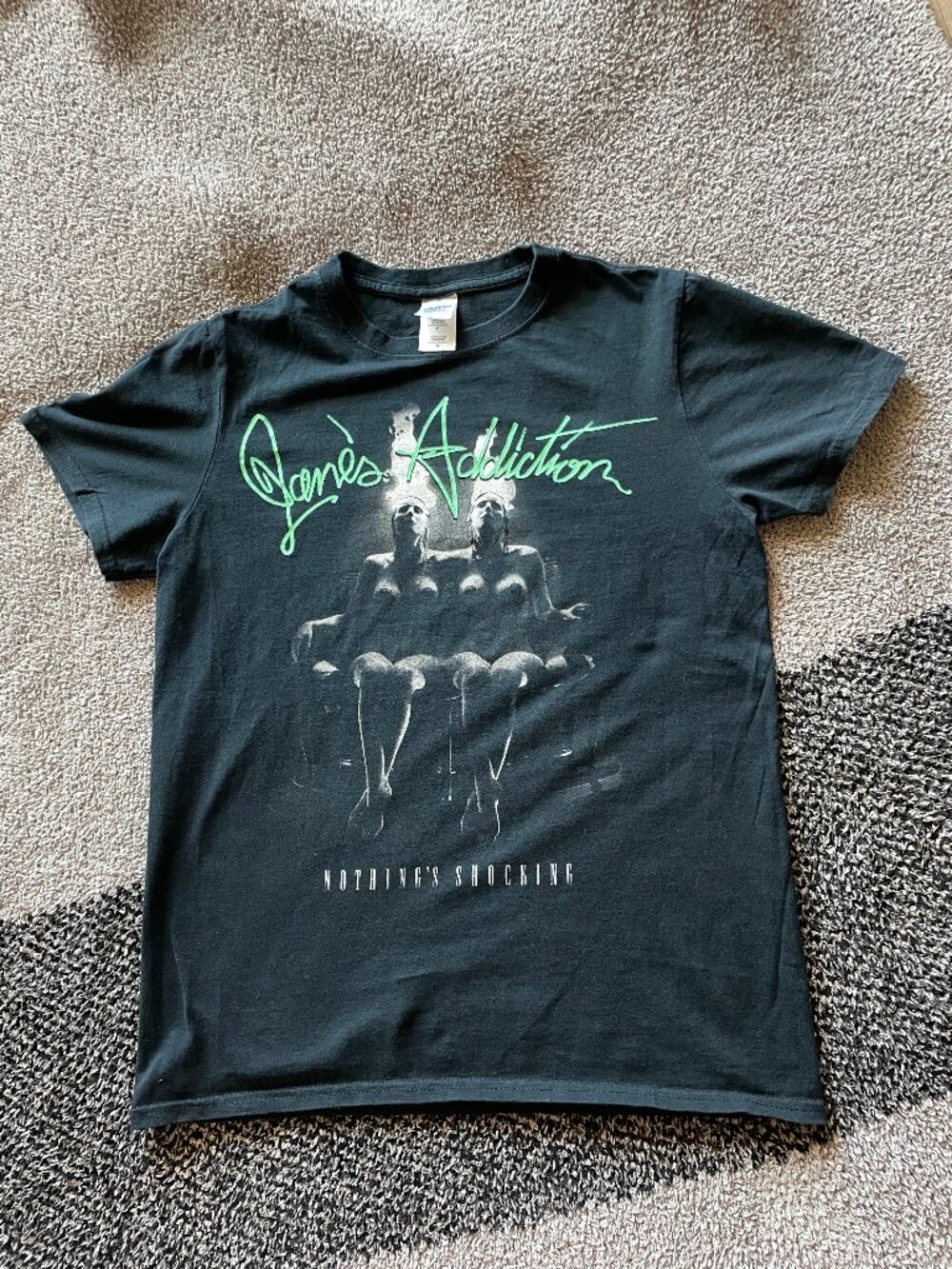 S Jane's Addiction concert tee Nothing's Shocking from Sunset Strip Music Fest